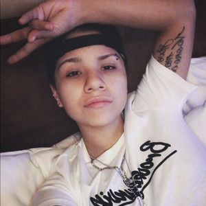 Meet your Posher, Andrea